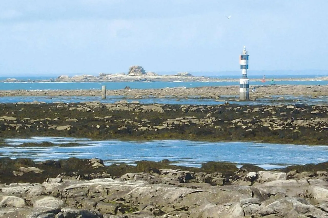 Penmarcʼh Apartment, Kerity-Penmarc